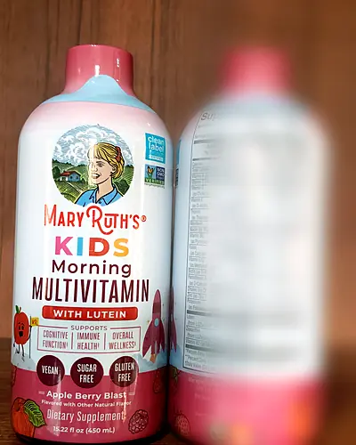 Kids Morning Multivitamin with Lutein, Apple Berry Blast by MaryRuth's